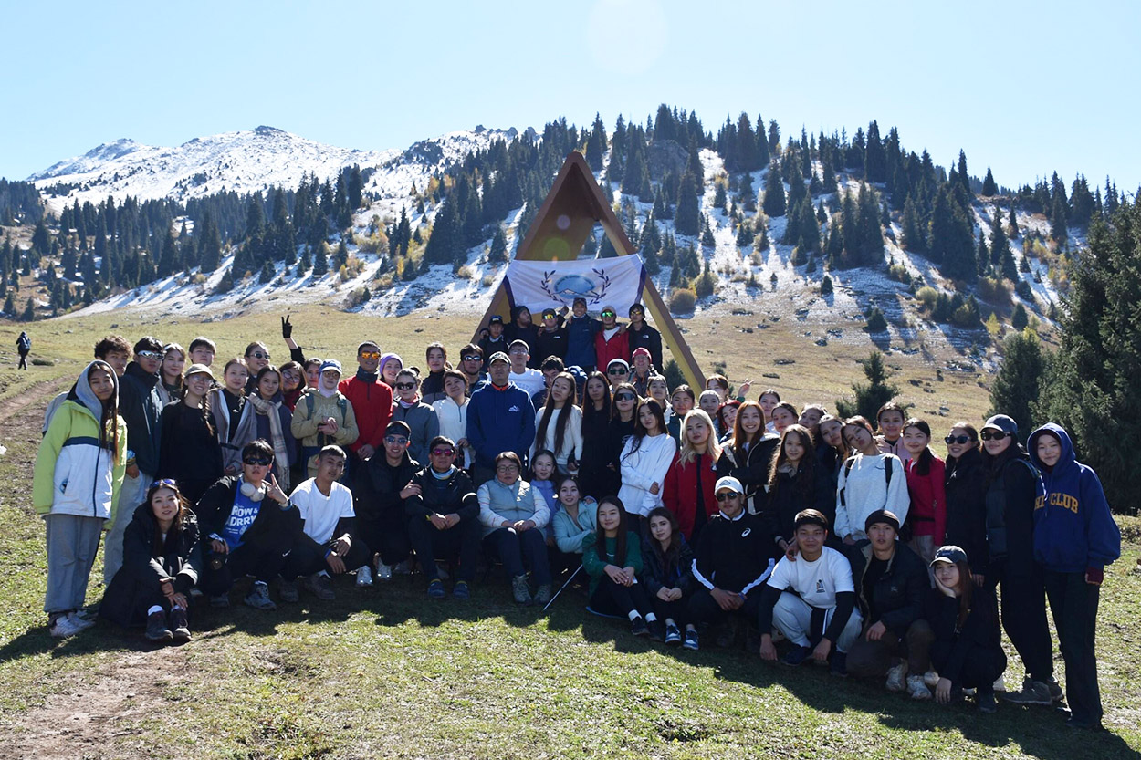 Students of KazNU conquered the peak of Kumbel