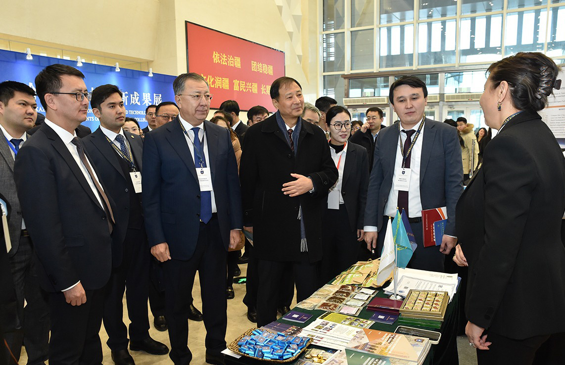 KazNU for the first time held a scientific exhibition in China