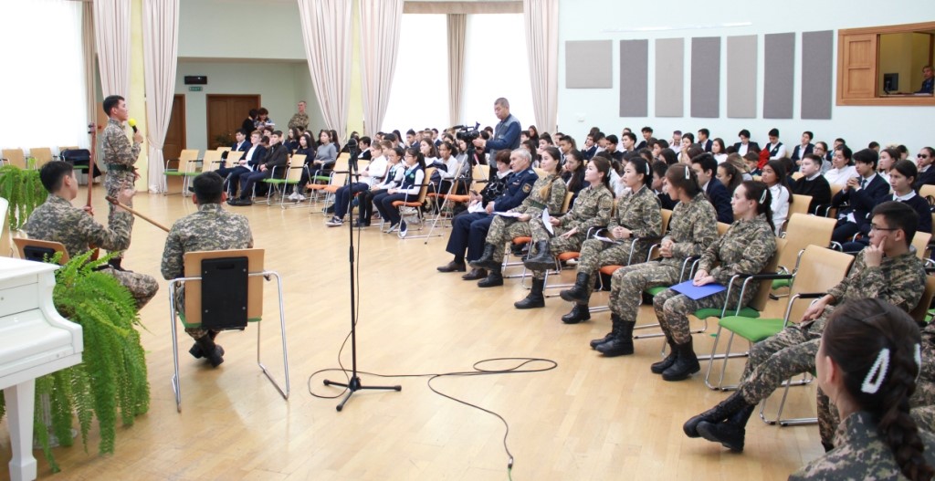 Әскери кафедра Президент күніне арнайы дәріс өткізді