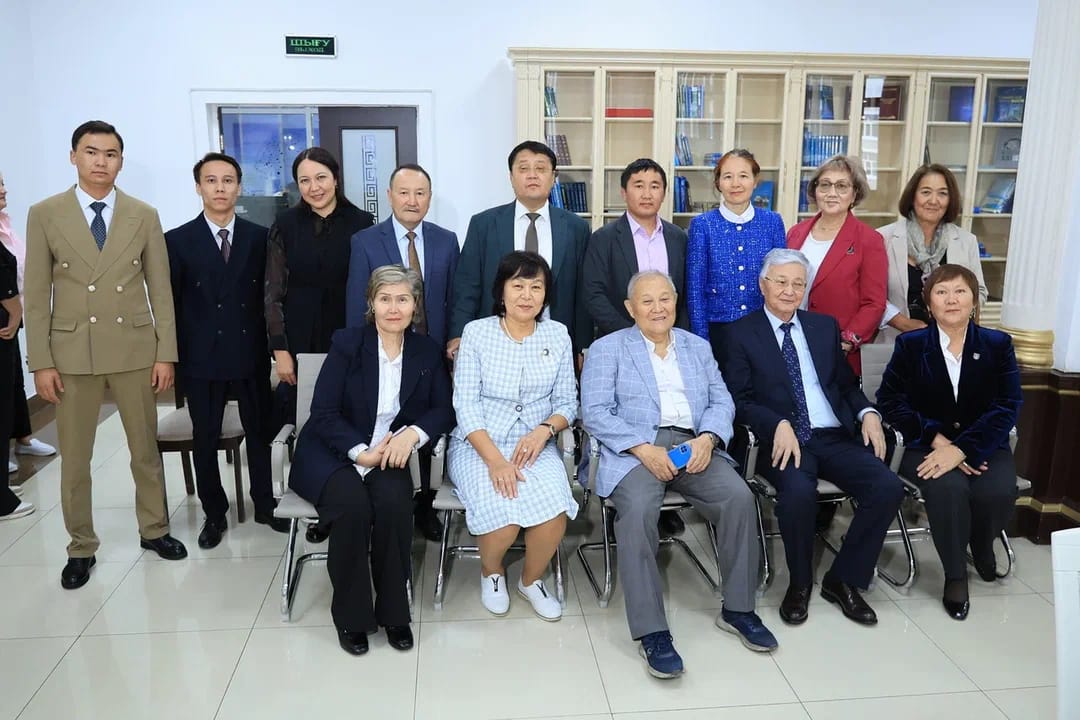 «Қазіргі әдебиеттанудың өзекті мәселелері» атты халықаралық ғылыми-теориялық конференция