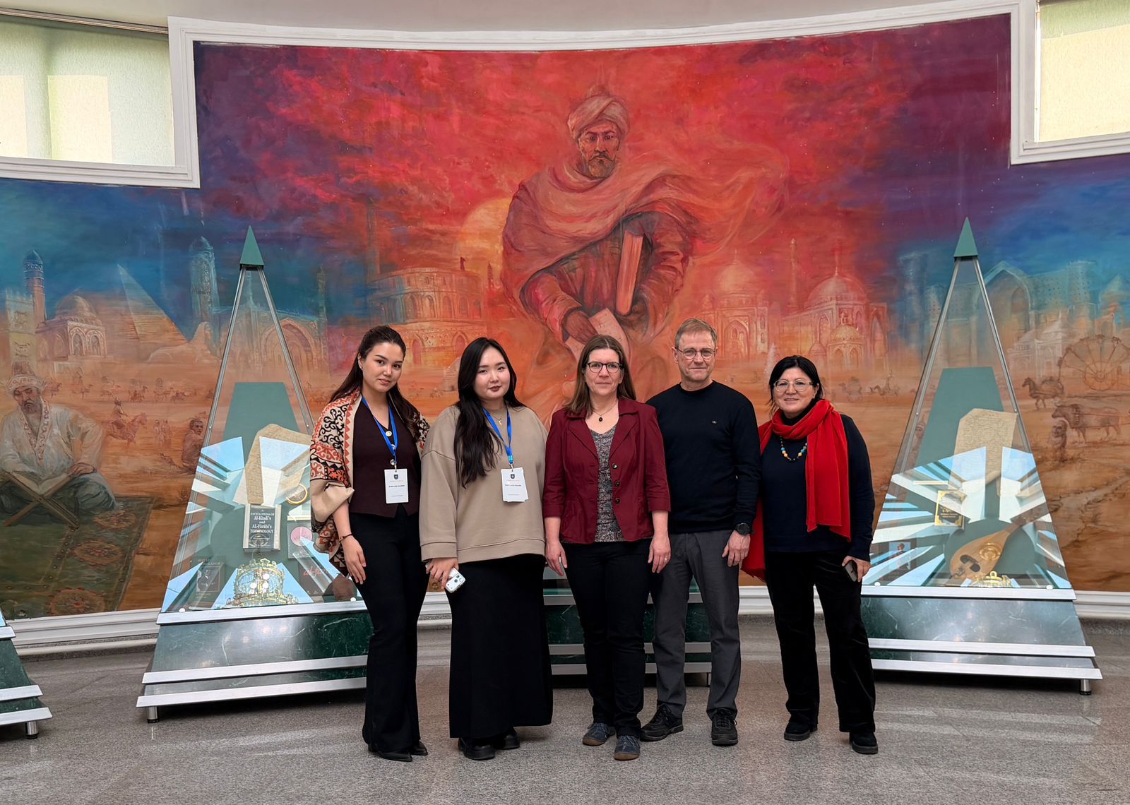 Вена университетінің профессоры ҚазҰУ мұражайына келді