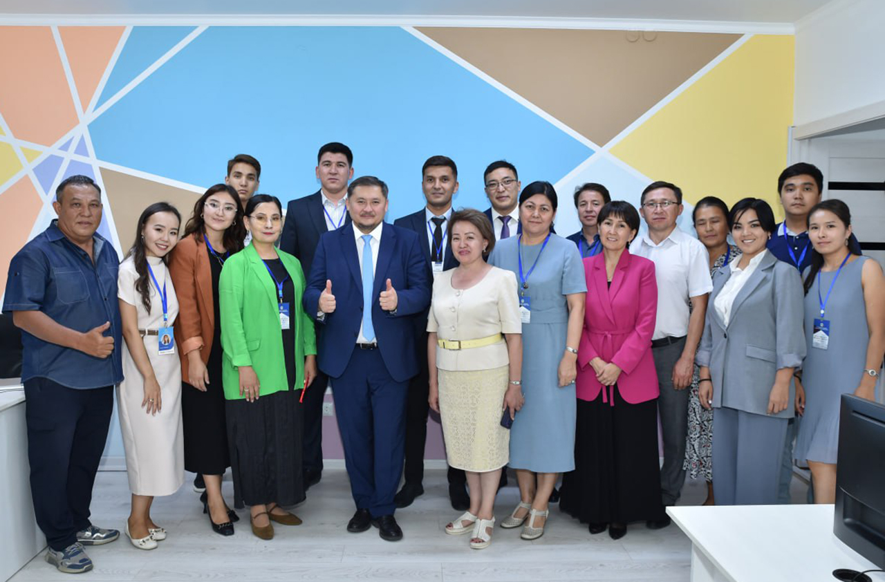 Minister of Science and Higher Education familiarized with the work of the Press Service of KazNU