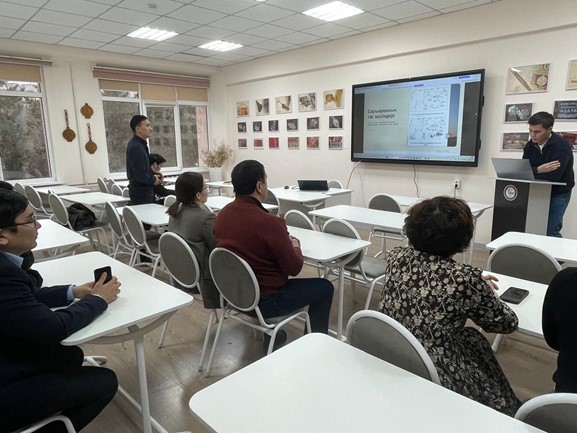 В КазНУ в рамках педагогической практики прошел открытый семинар на тему «Типология каменных изваяний тюркской эпохи»
