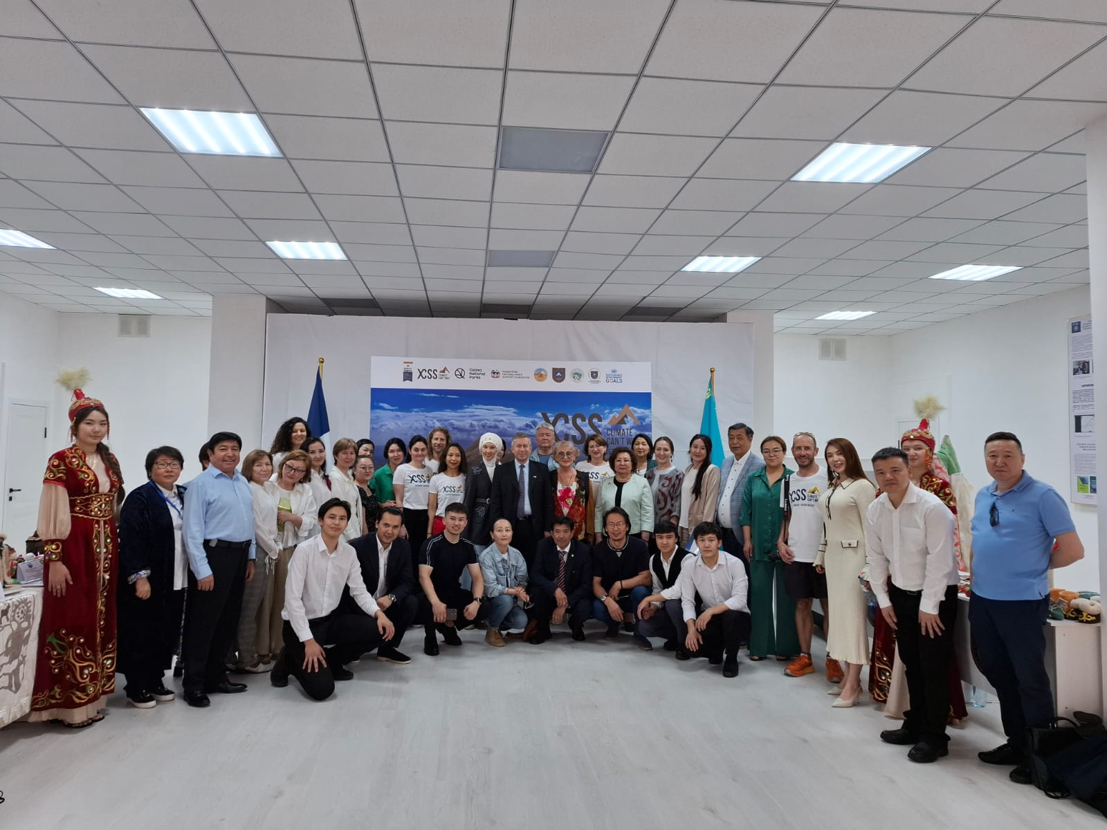 THE OPENING OF A SERIES OF EVENTS TO LAUNCH THE THIRD EDITION OF THE INTERNATIONAL PROJECT "CLIMATE DOES NOT WAIT" TOGETHER WITH THE XCSS ASSOCIATION (FRANCE), DEDICATED TO THE 90TH ANNIVERSARY OF KAZNU AND THE 10TH ANNIVERSARY OF GAINING THE STATUS OF A GLOBAL HUB OF THE UN ACADEMIC IMPACT PROGRAM ON SUSTAINABLE DEVELOPMENT, TOOK PLACE