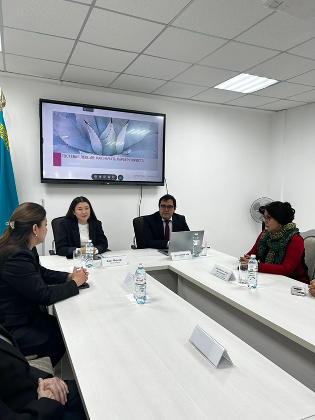 «Заңгер мансабын қалай бастау керек?»