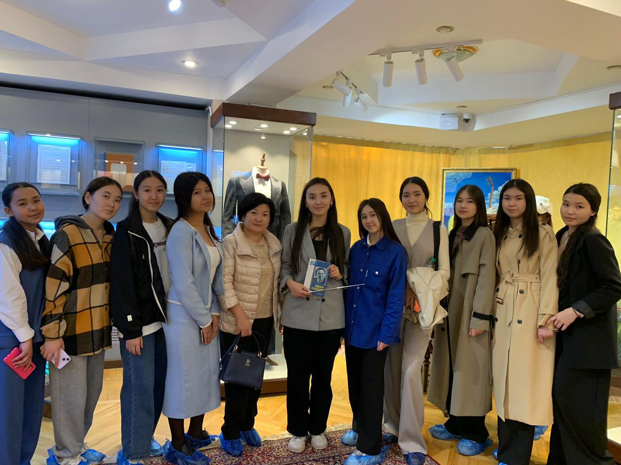 Студенты филологического посетили музей казахского композитора и музыканта Нургисы Тлендиева.