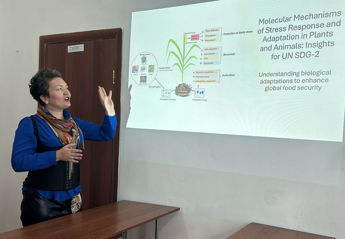 Жануарлар мен өсімдіктер жасушаларының стресске реакциясының молекулалық механизмдері: кафедрадағы ғылыми пікірталас