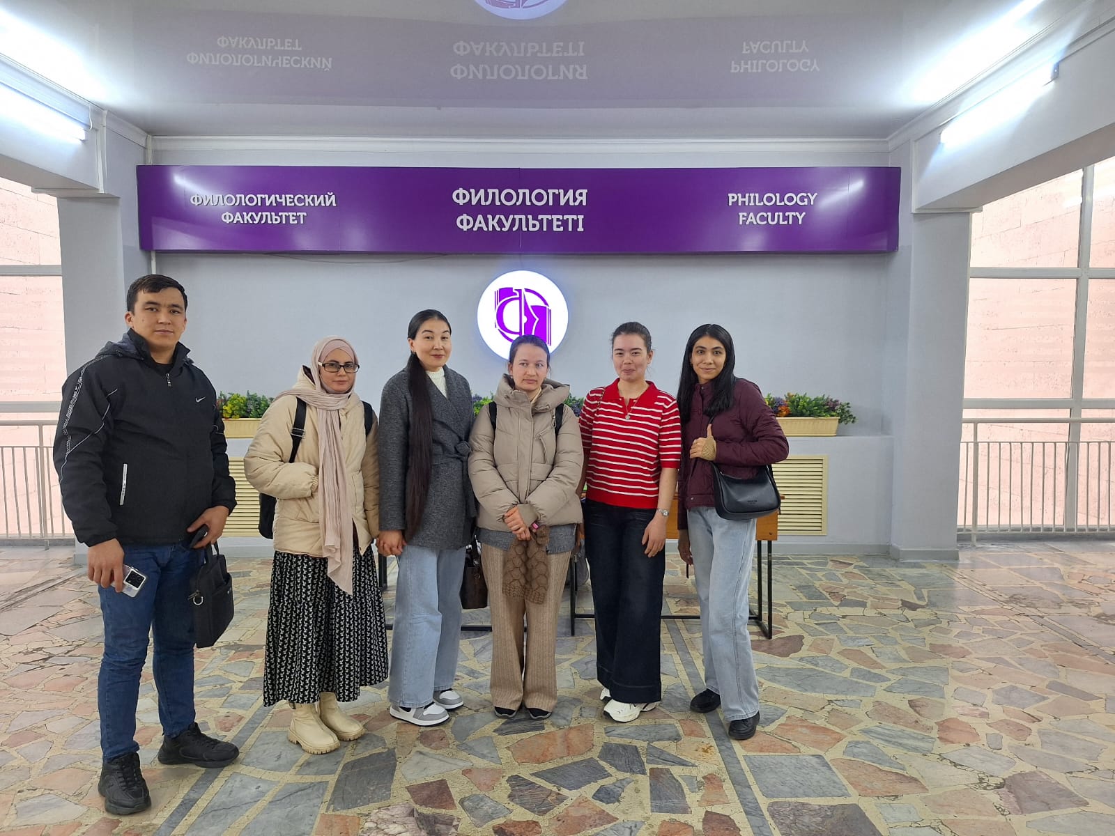 «Таза Қазақстан: шетелдік студенттің Алматы қаласындағы тазалық пен тәртіпке көзқарасы»