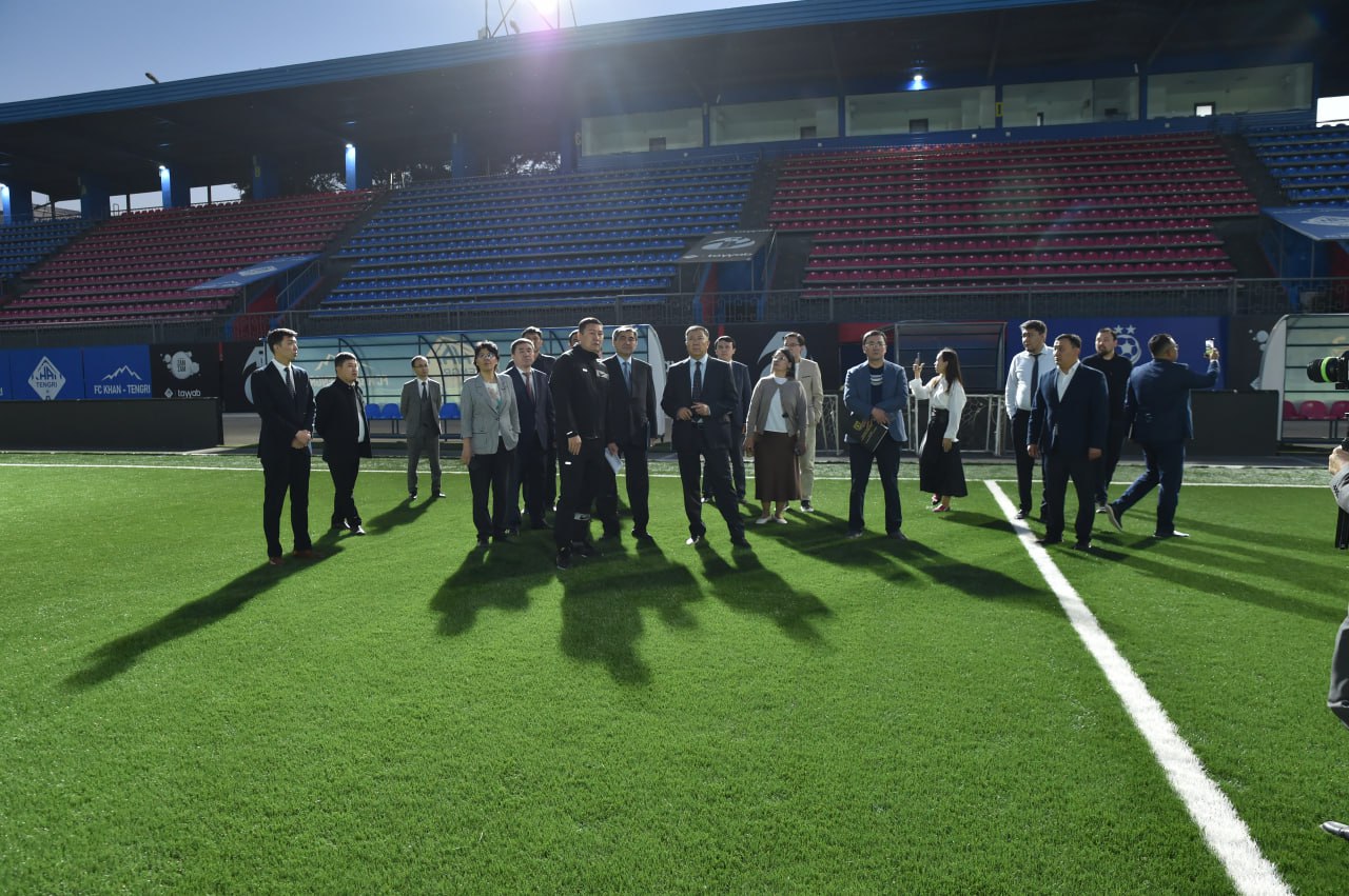 Rector familiarized with the modernization of KazNU stadium