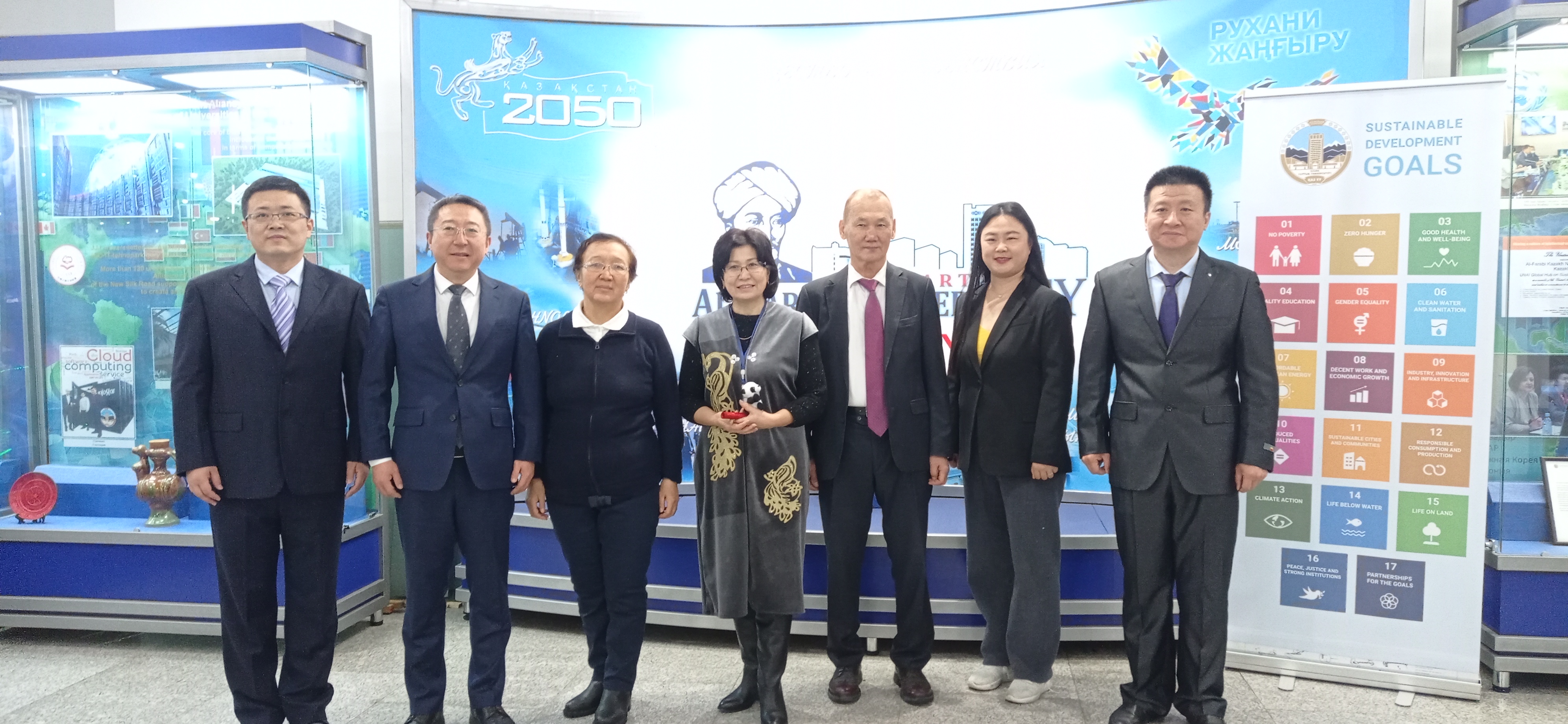 Делегация Института автоматизации Академии наук провинции Шаньдун (SDIA) прибыли в КазНУ