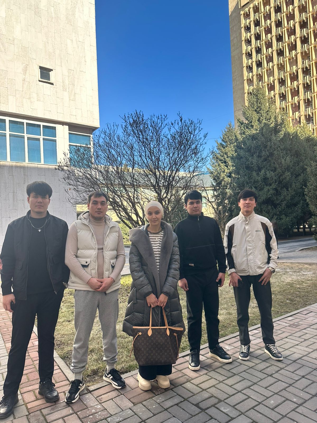 «Таза Қазақстан: Алматыдағы тазалық пен тәртіпке шетелдік студенттің көзқарасы»