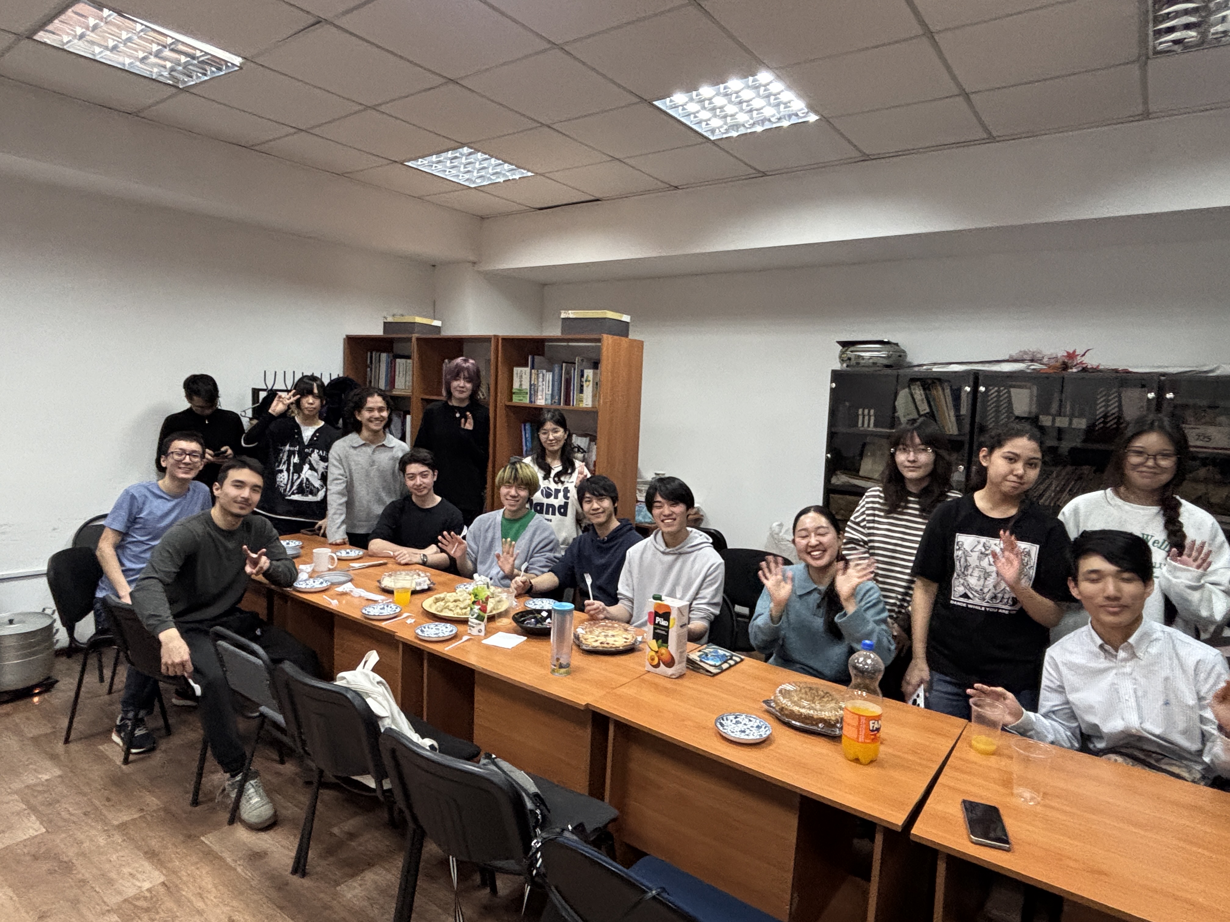 «Дәм – мәдениет диалогы» Цукуба университетінен Қысқы мектепке келген жапондық студенттер мен жапонтану бөлімінің 1-курс студенттерінің кездесуі