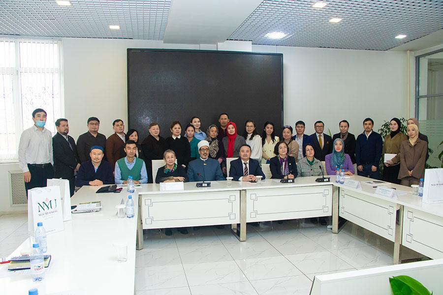 ҚазҰУ Хабаршысы, Дінтану сериясы журналы редакторлар алқасы «Ғылыми мақалаларды жариялаудың кәсіби нормалары: зерттеу әдістері мен редакциялық талаптар» атты ғылыми-әдістемелік семинарға қатысты