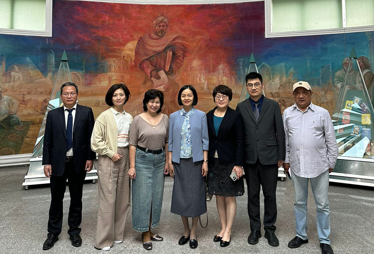 KazNU strengthens ties with Shanghai University of Science and Technology