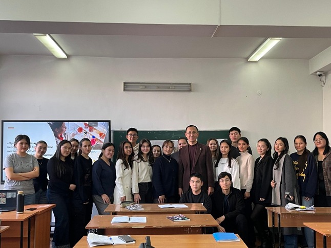 ҚазҰУ-да биология және биотехнология факультетінде  Тұрақты даму мақсаты   ТДМ 2 «Азық-түлік қауіпсіздігі және экологиялық таза өнімдер» негізінде "Биомедицина"  мамандығының 1 курс студенттеріне оқыту семинарын өткізді