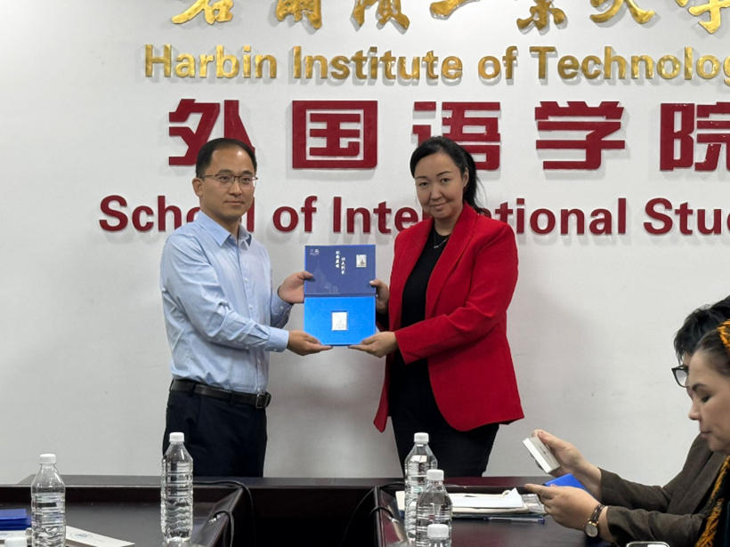 PhD докторы, доцент м.а. Байтукаева Дана Өмірбекқызы Қытайдың Харбин қаласындағы Харбин политехникалық университетінің студенттері мен магистранттарына дәрістер циклын оқыды.