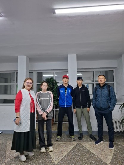 Кураторы кафедры политологии и политических технологий посетили студенческое общежитие