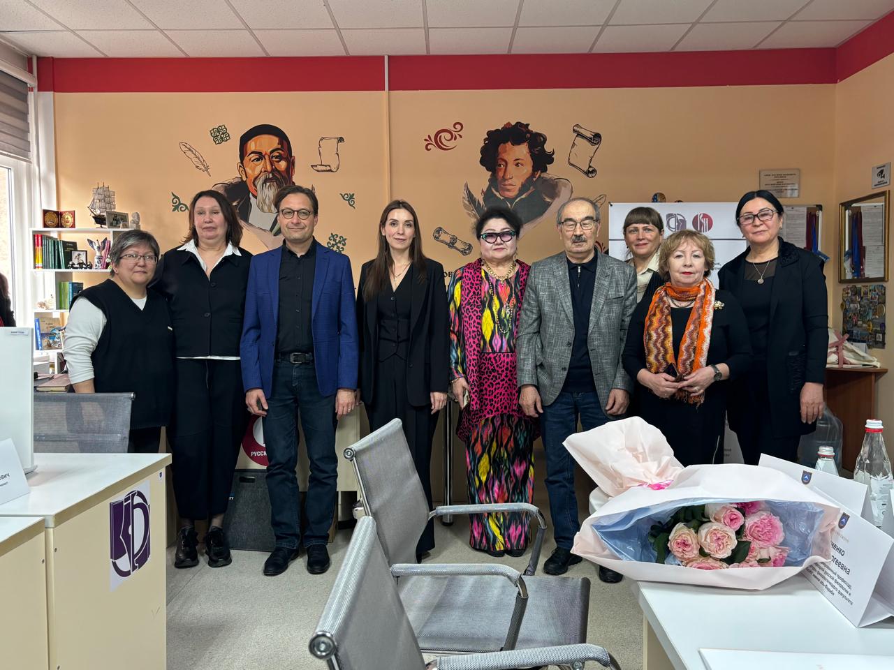 әл-Фараби атындағы ҚазҰУ-дa қазақстандық әдебиетке арналған ғылыми семинар өтті.