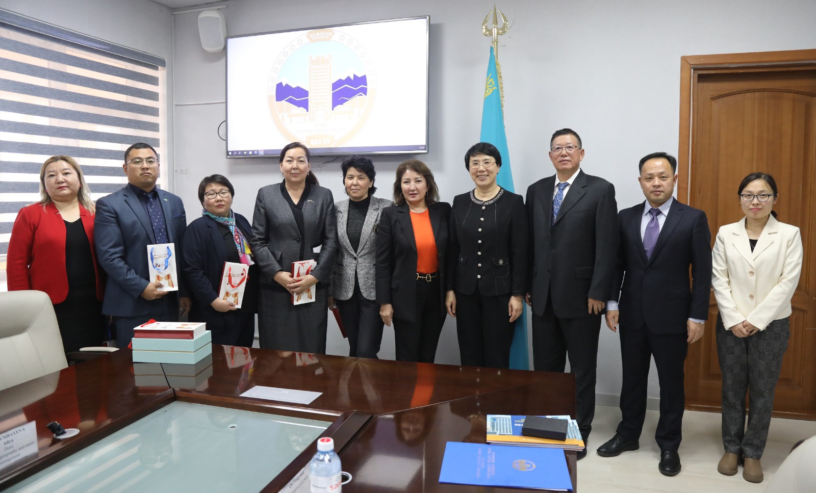 КазНУ активизирует связи с Китайским нефтяным университетом