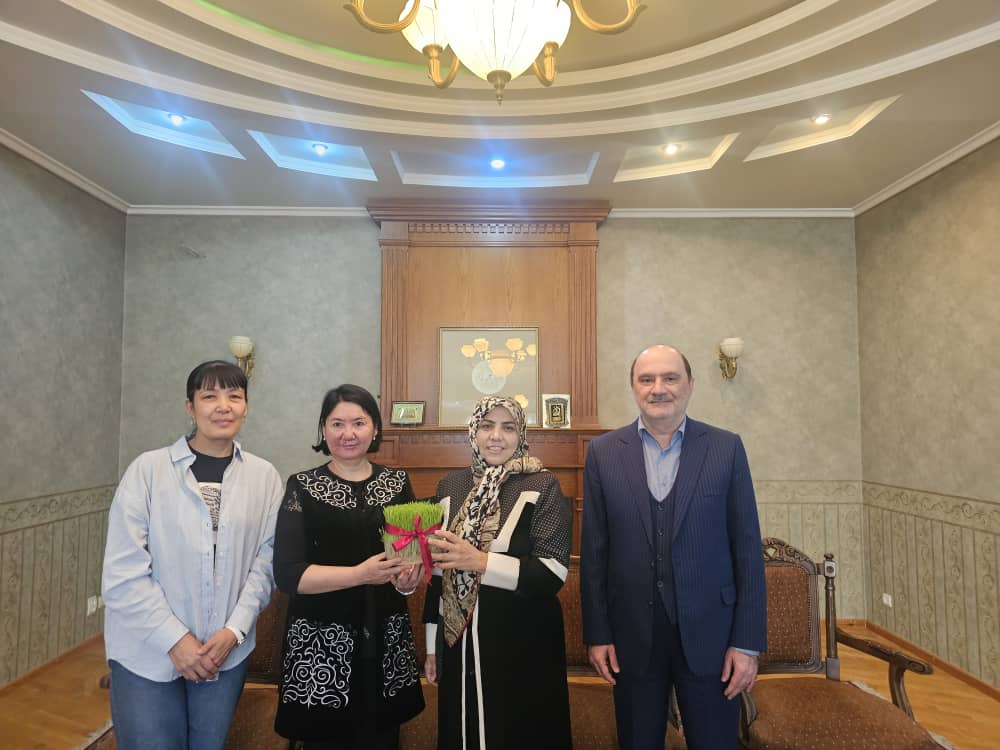 Преподаватели кафедры Ближнего Востока и Южной Азии встретились с главой Иранского Культурного Представительства в Ташкенте