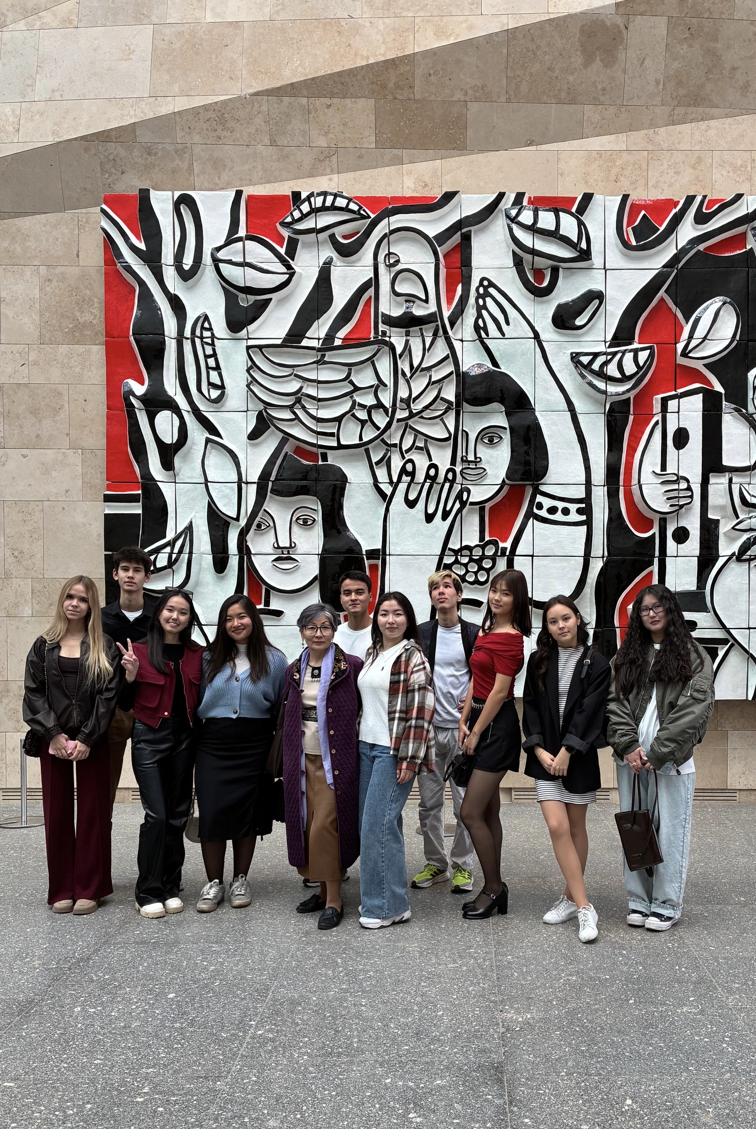 "Республика күні" мерекесі қарсаңында студенттер "Art Almaty Museum"-ге барды