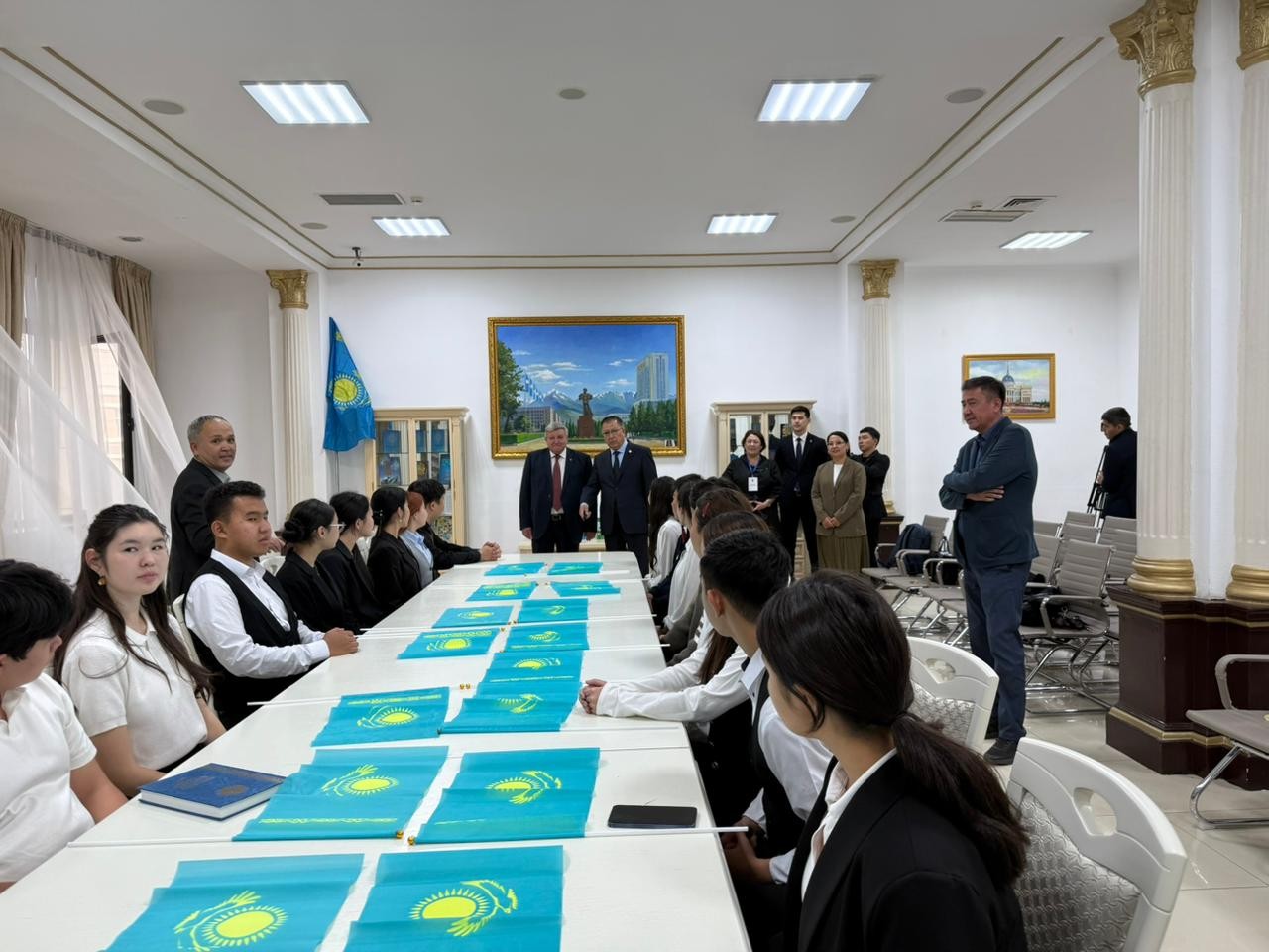 РЕСПУБЛИКА КҮНІ - БҰЛ ЕЛІМІЗДІҢ МЕМЛЕКЕТТІЛІГІ ЖОЛЫНДАҒЫ АЛҒАШҚЫ ТАРИХИ ҚАДАМ