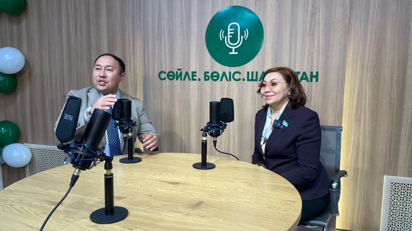 a personality lecture was held with the participation of experienced journalist, graduate of the faculty, and Member of the Senate of the Parliament of the Republic of Kazakhstan, Bibigul Nurgaliyevna Zheksenbai