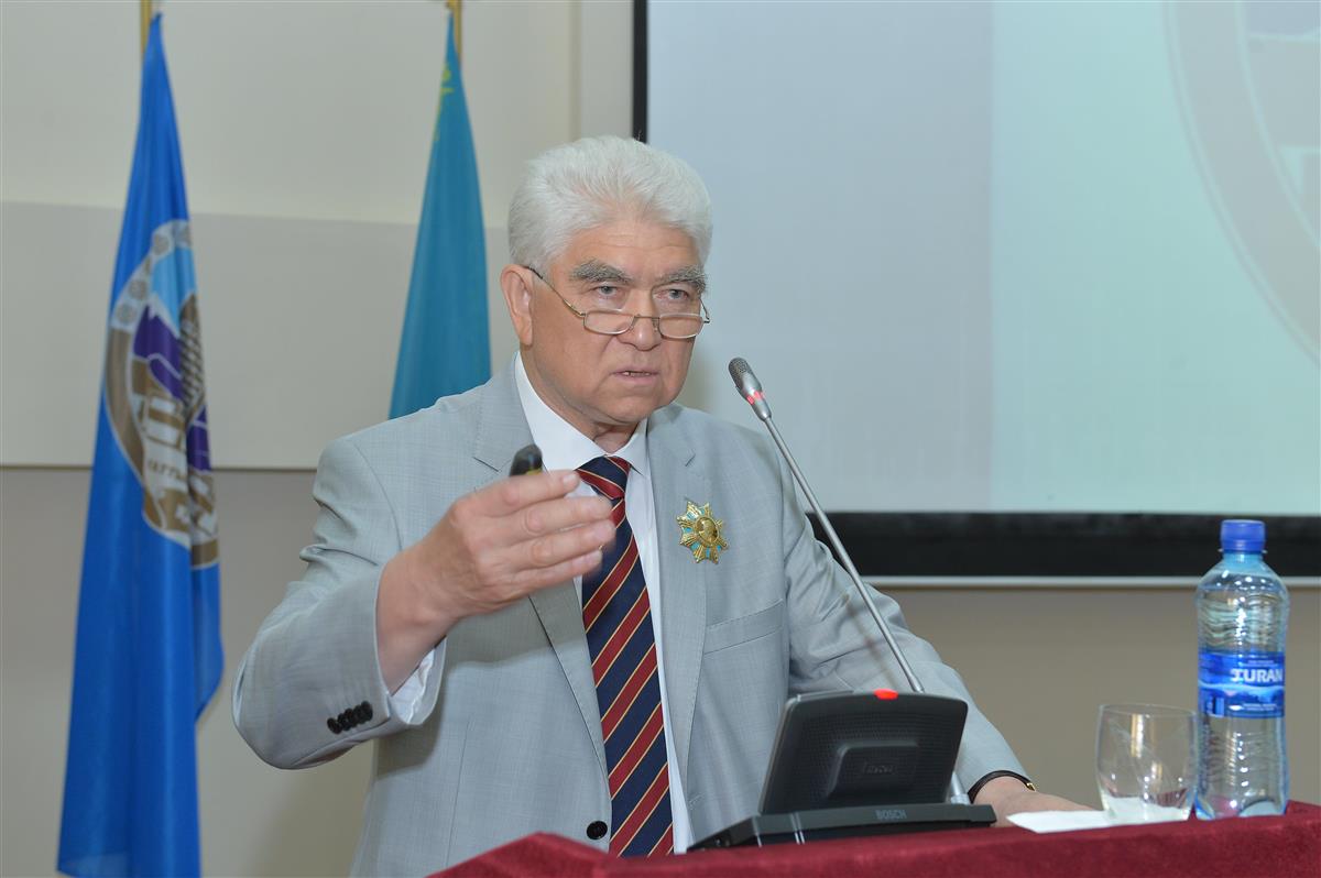 Зұлхайыр МАНСҰРОВ,  Әл-Фараби атындағы ҚазҰУ-дың профессоры, химия ғылымының докторы:  Жаңалығымызға жапондықтар қайран қалды