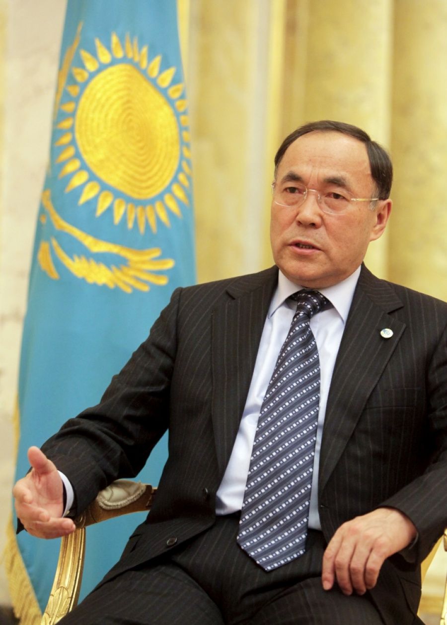 Қайраткер дипломат