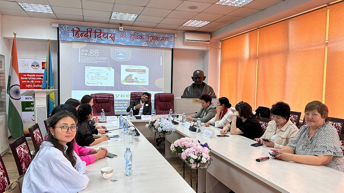 Translations of Indian literature presented at KazNU
