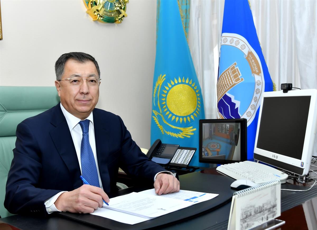 Әл-Фараби атындағы Қазақ ұлттық университетінің Басқарма Төрағасы – Ректор Жансейіт Қансейітұлы ТҮЙМЕБАЕВ "ANA TILI" газетіне сұқбат берді