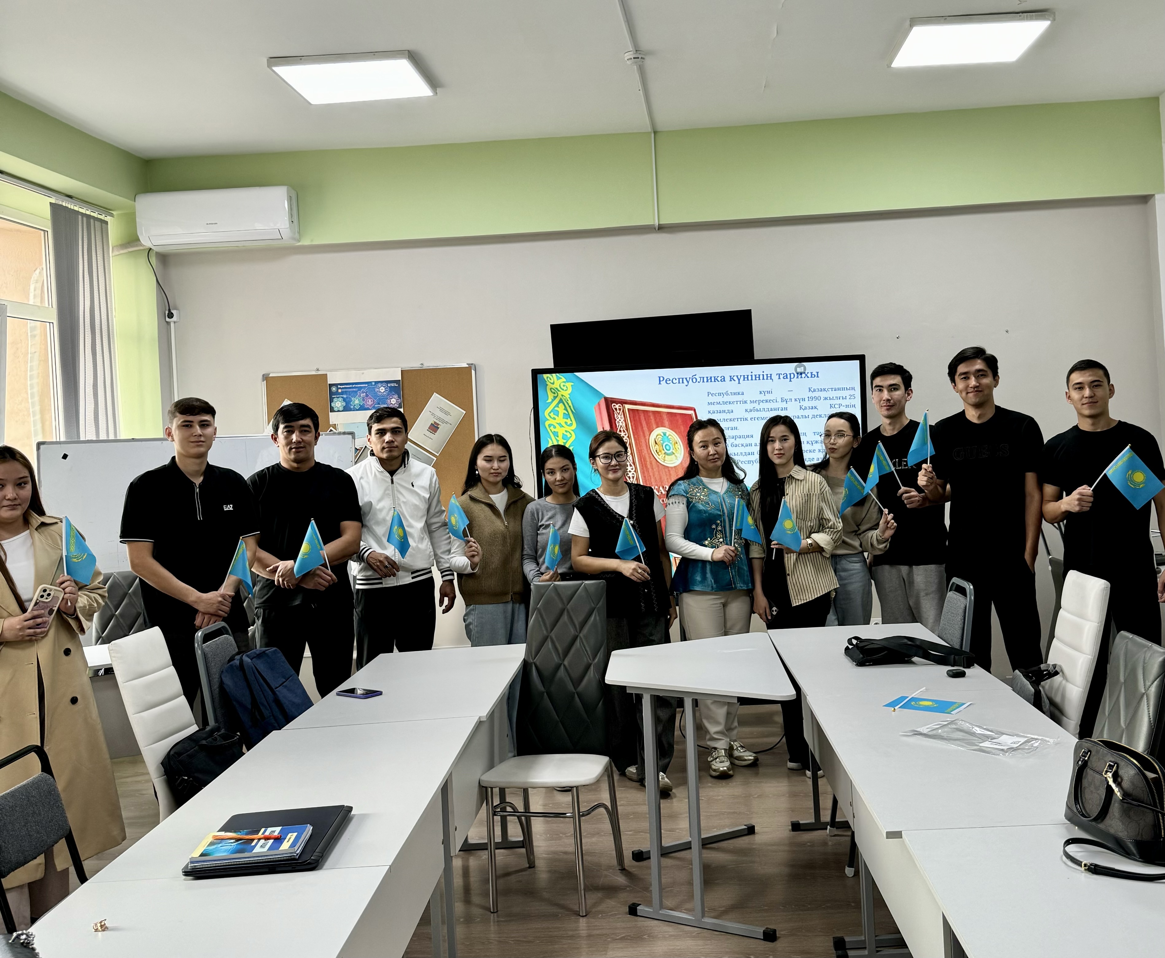 Республика күні: Ел болашағына жауапты ұрпақ» дөңгелек үстелі