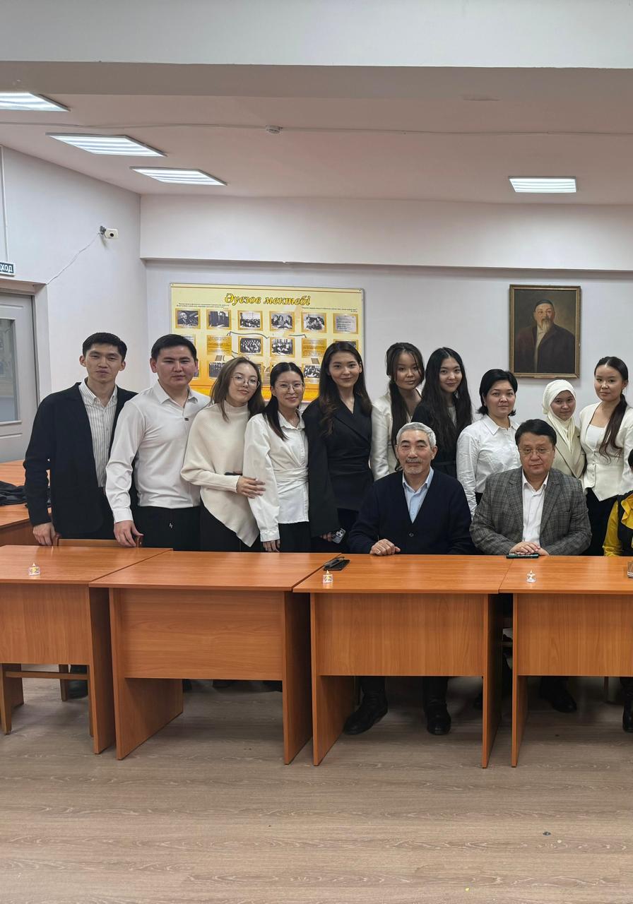 «A Poem with Deep Roots  is A Life»