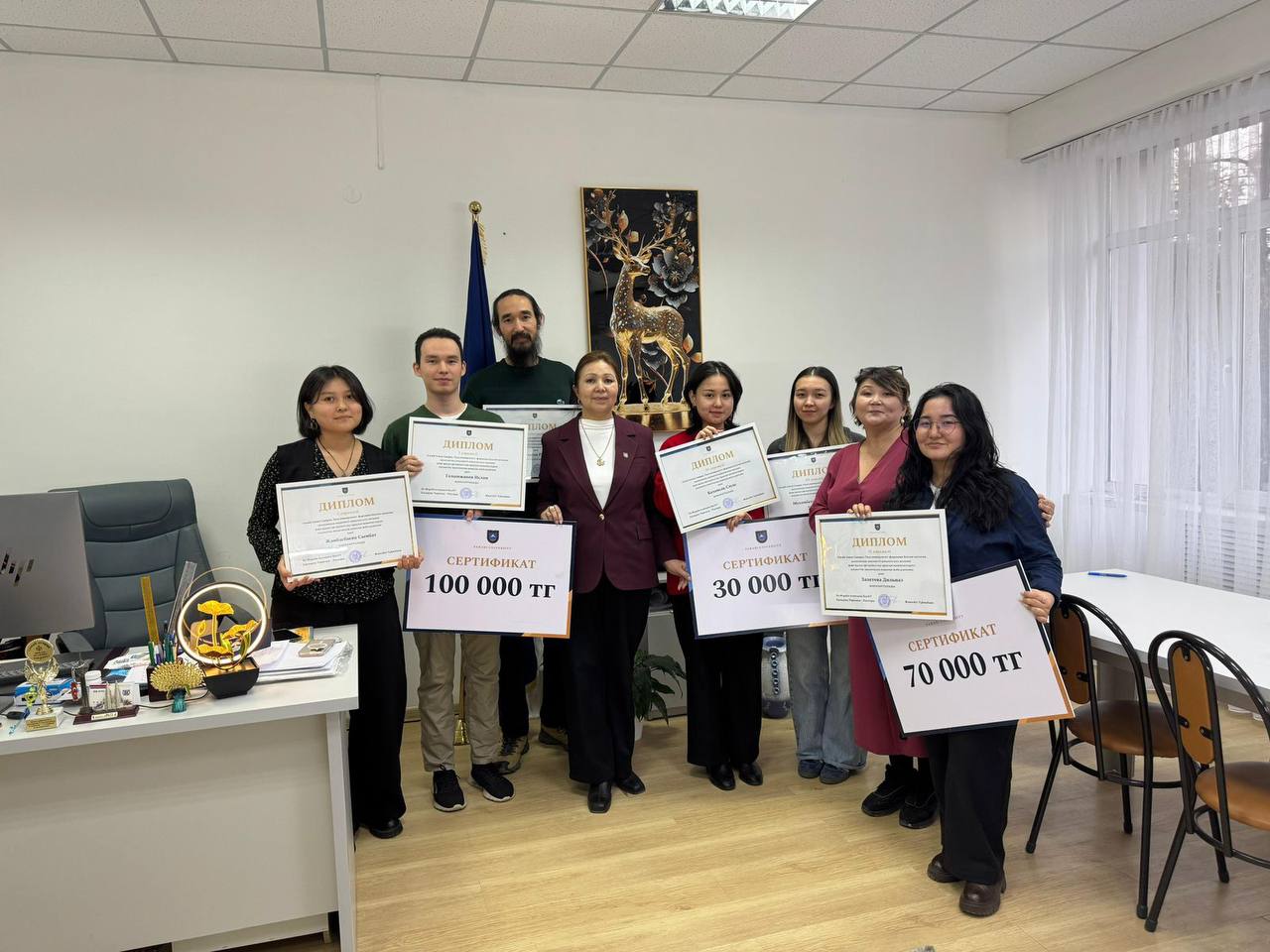 ҚазҰУ жас ғалымдарды орнықты даму бойынша зерттеулерді дамытуға ынталандырады. Биология және биотехнология факультетінде "Farabi GreenCampus: Taza University" жас ғалымдардың жасыл жобалар байқауы өтті.