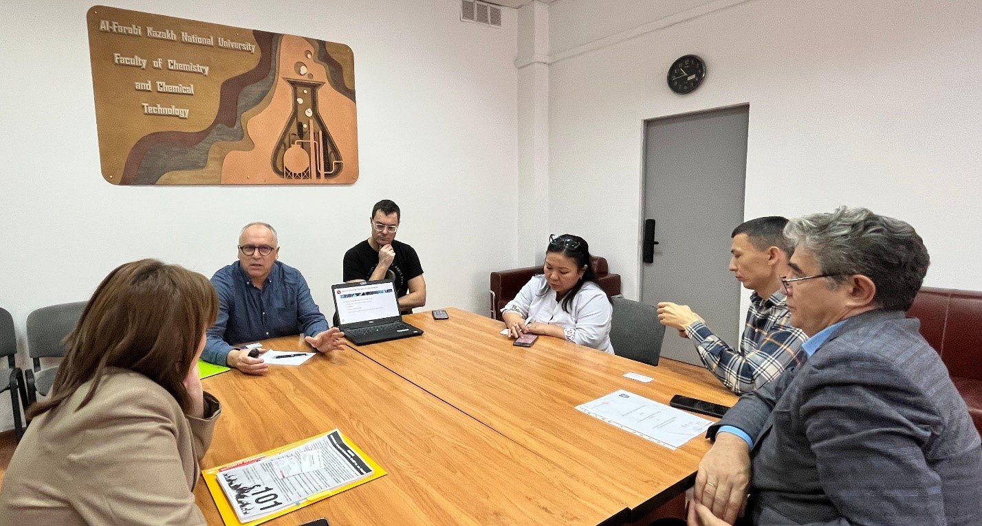 Халықаралық ынтымақтастықты кеңейту: Пуатье университетінің өкілімен кездесу