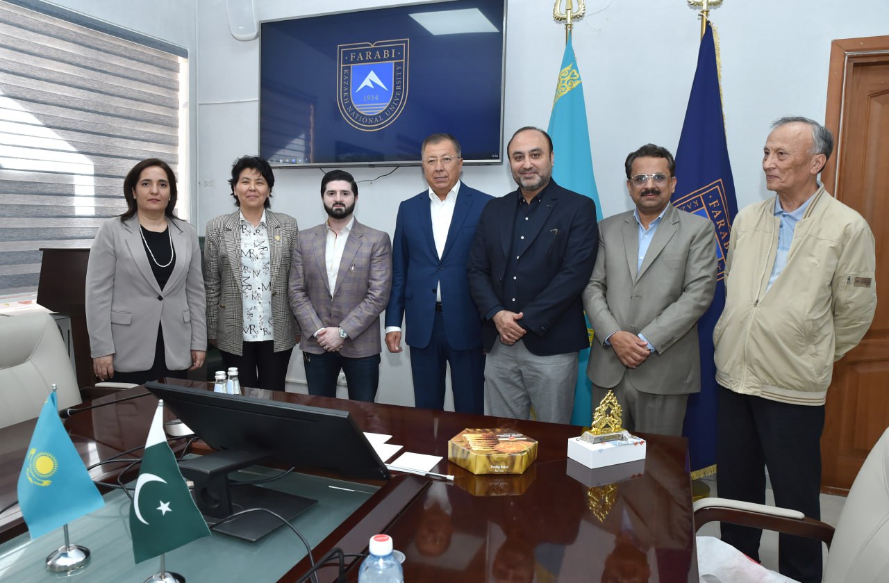 KazNU strengthens partnership with universities in Pakistan
