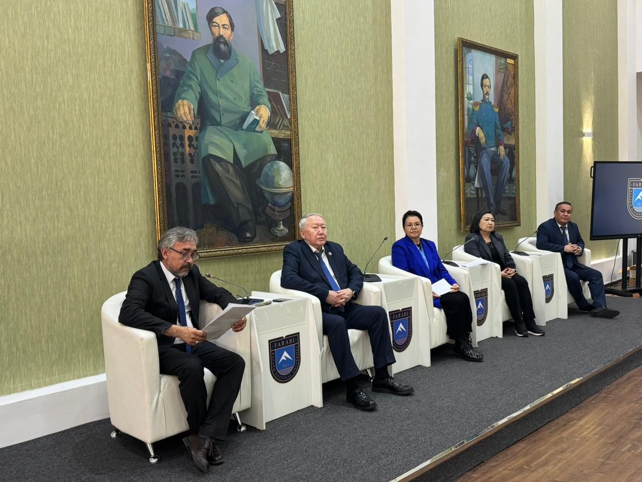 Қазақстан Республикасының Мемлекеттік егемендігі туралы декларацияның 35 жылдығына арналған халықаралық ғылыми-тәжірибелік конференция өтті