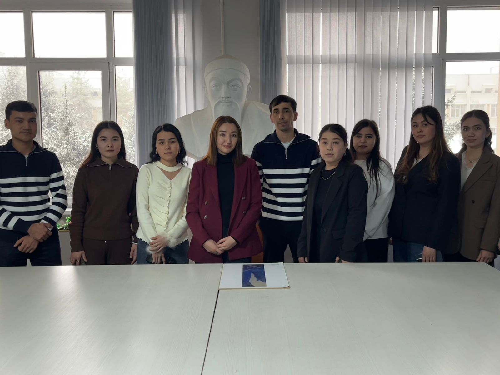 «Цифрлық әлемдегі қаржылық қауіпсіздік: алаяқтық, онлайн-төлемдер, деректерді қорғау (фишинг, скам, банктік карталар)»