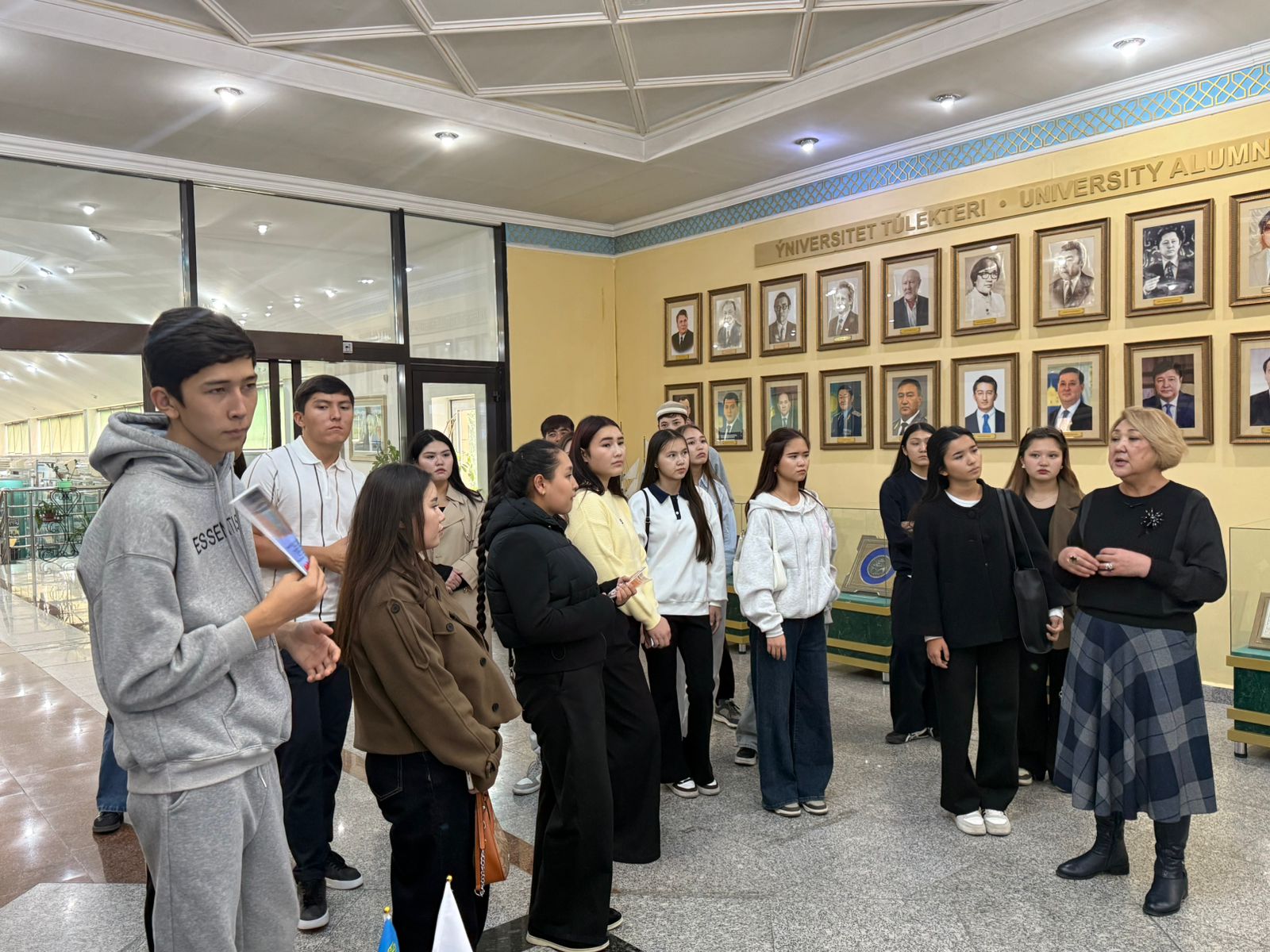 Жетісу облысы, Талдықорған қаласының 11 сынып оқушылары музей экспозицияларымен танысты