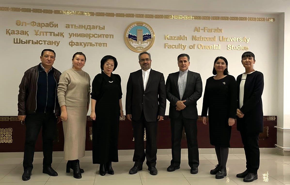 CONSUL GENERAL OF THE ISLAMIC REPUBLIC OF IRAN MOHSEN FAGANI VISITED THE FACULTY OF ORIENTAL STUDIES 