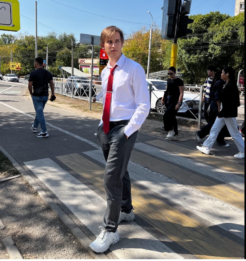 Students of the Department of Biotechnology of Al-Farabi Kazakh National University support the initiative "Green Transportation Initiatives"! For a sustainable future – together! 