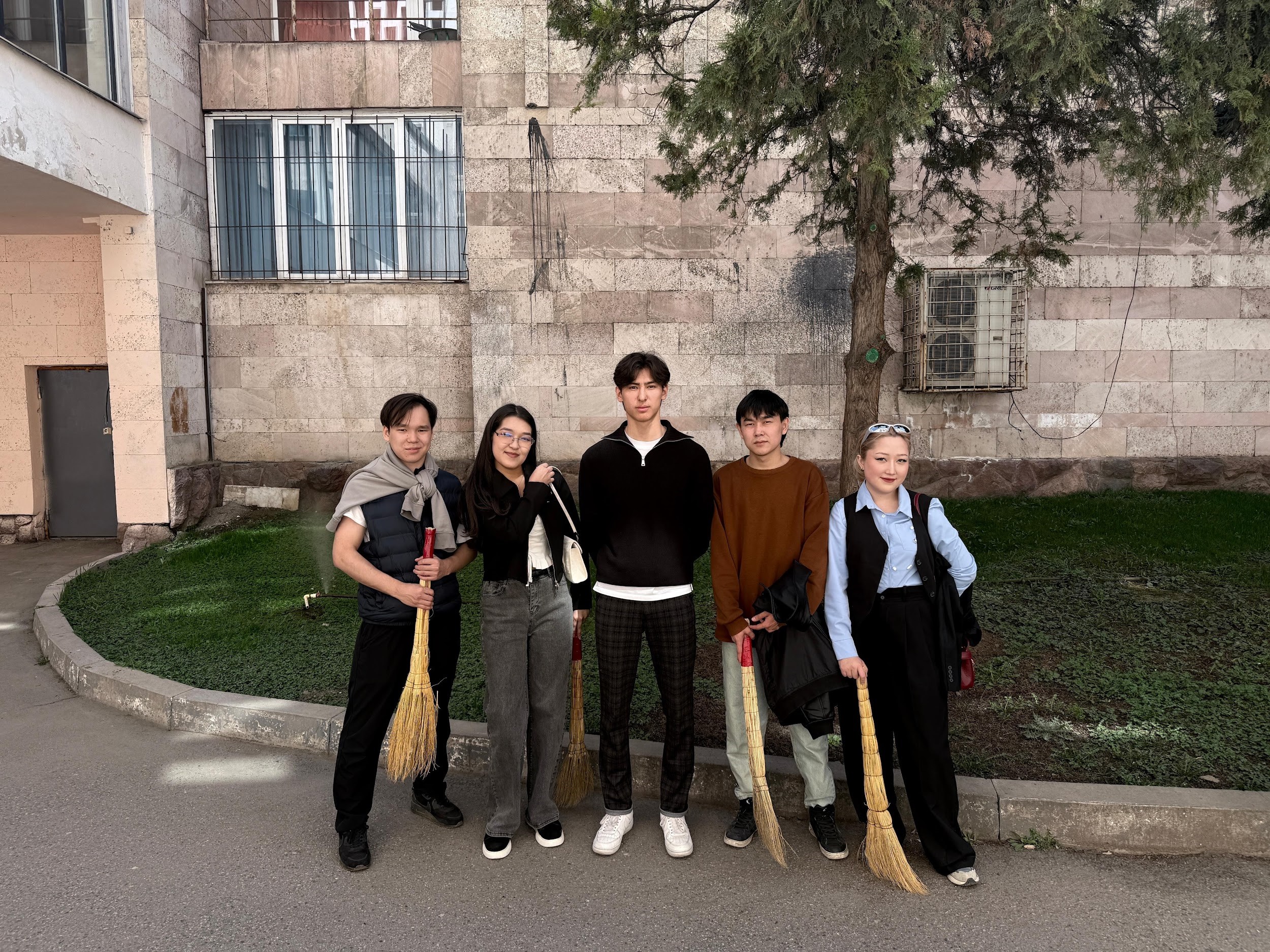 «Green Campus» жобасы аясындағы сенбілік.