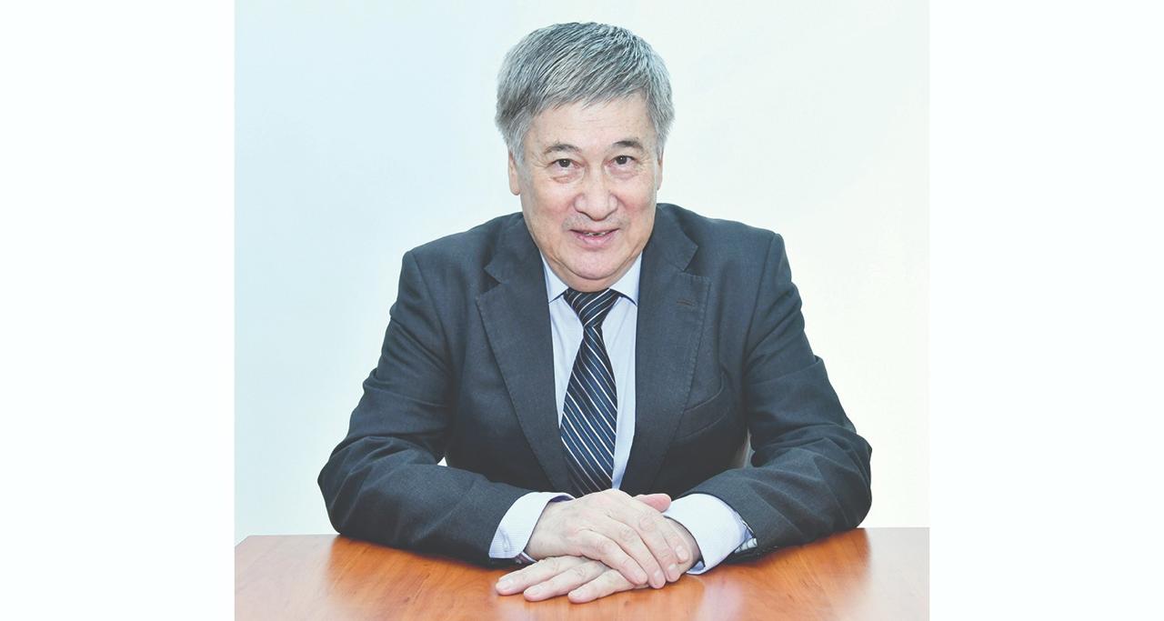 Академик Сұлтан Төлеуханұлы «ҚР ЖОО-ның үздік оқытушысы – 2025» байқауының жеңімпазы атанды