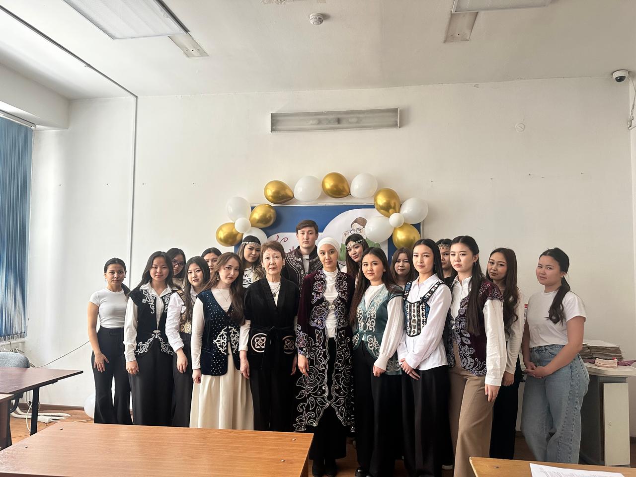 Қыз – ұлттың ұяты, халықтың шырайы