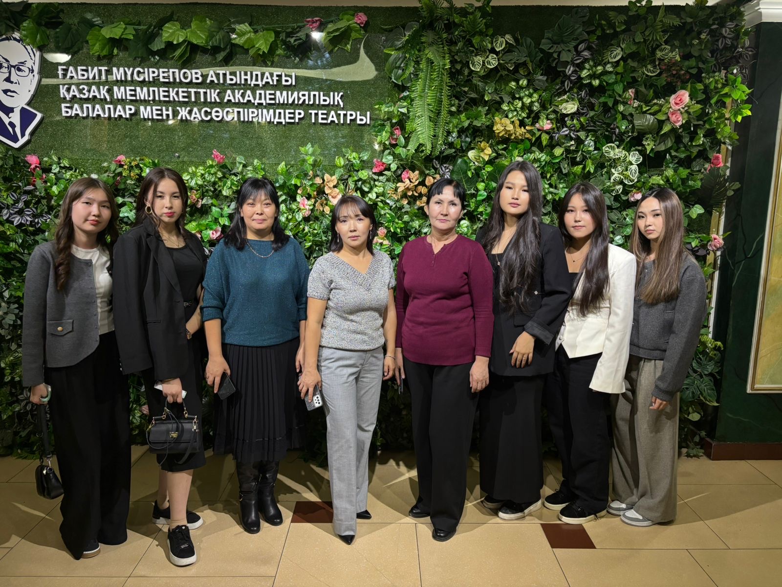 Студенттер Құлагер қойылымында