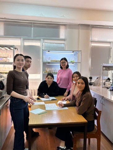 Ғылыми семинар-лекция: «Ғаламдық жылыну мен Жердегі биологиялық әртүрліліктің қысқаруы арасындағы өзара байланыстар»