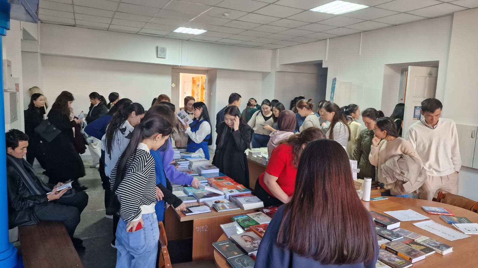 Book fair in partnership with the publishing house “Qazyna” as part of the implementation of the UN SDG to ensure quality education