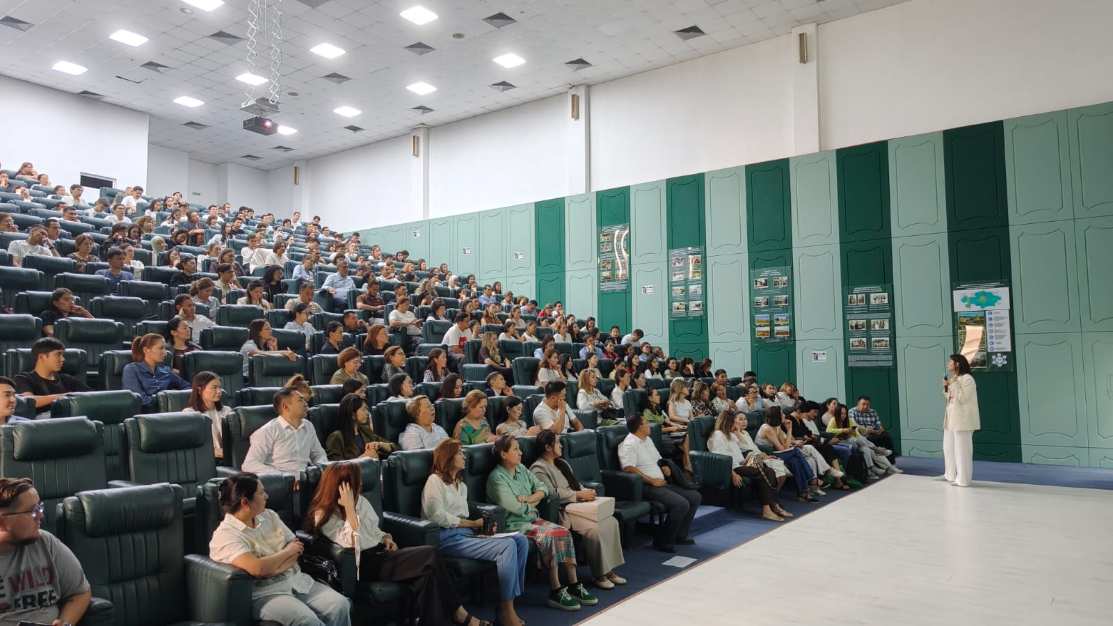 Физика-техникалық факультетінің докторанттары PhD ORIENTATION WEEK бағдарламасына қатысты. ТДМ 4 және ТДМ 17