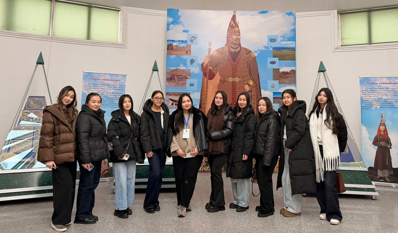 Faculty of Philology students explore KazNU Museum