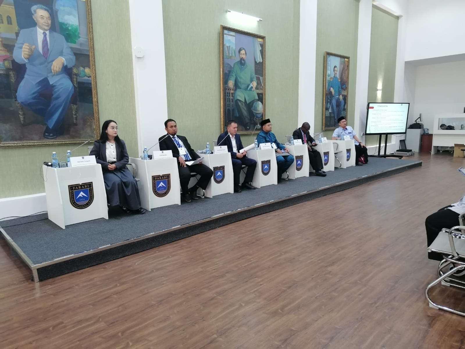 ҚазҰУ-да халықаралық конференция аясында панельдік отырыстар өтті